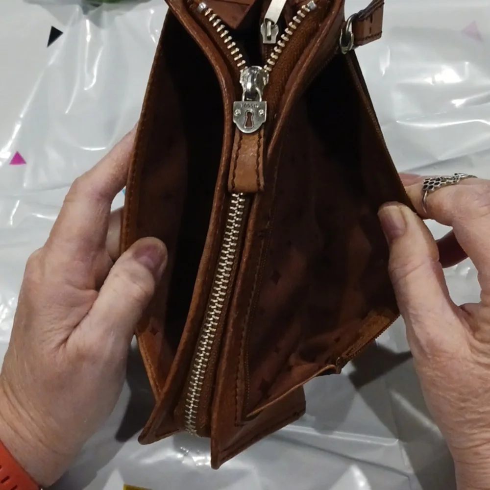 Wallet - Picture 4 of 7